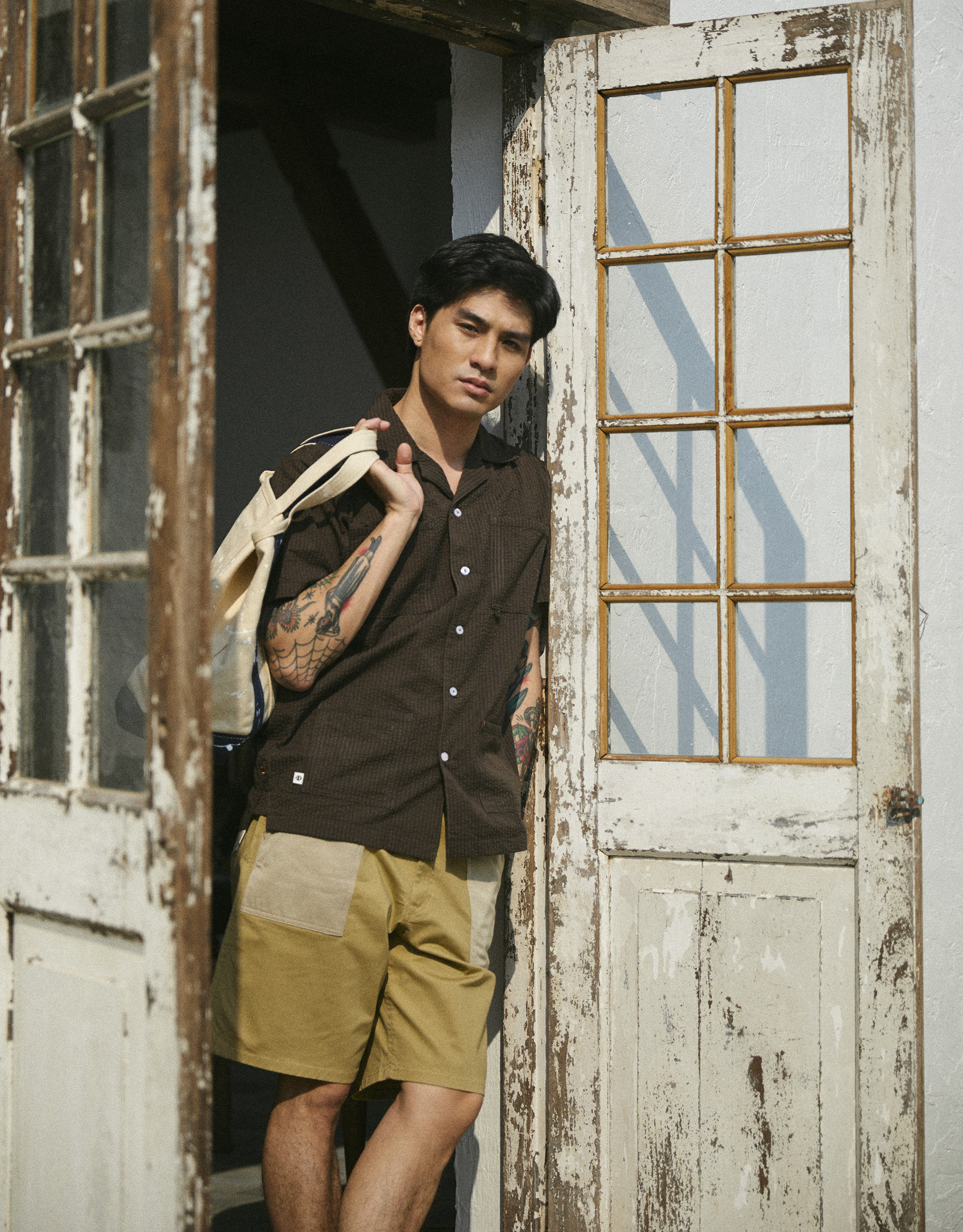 Two-tone Shorts - Image 2