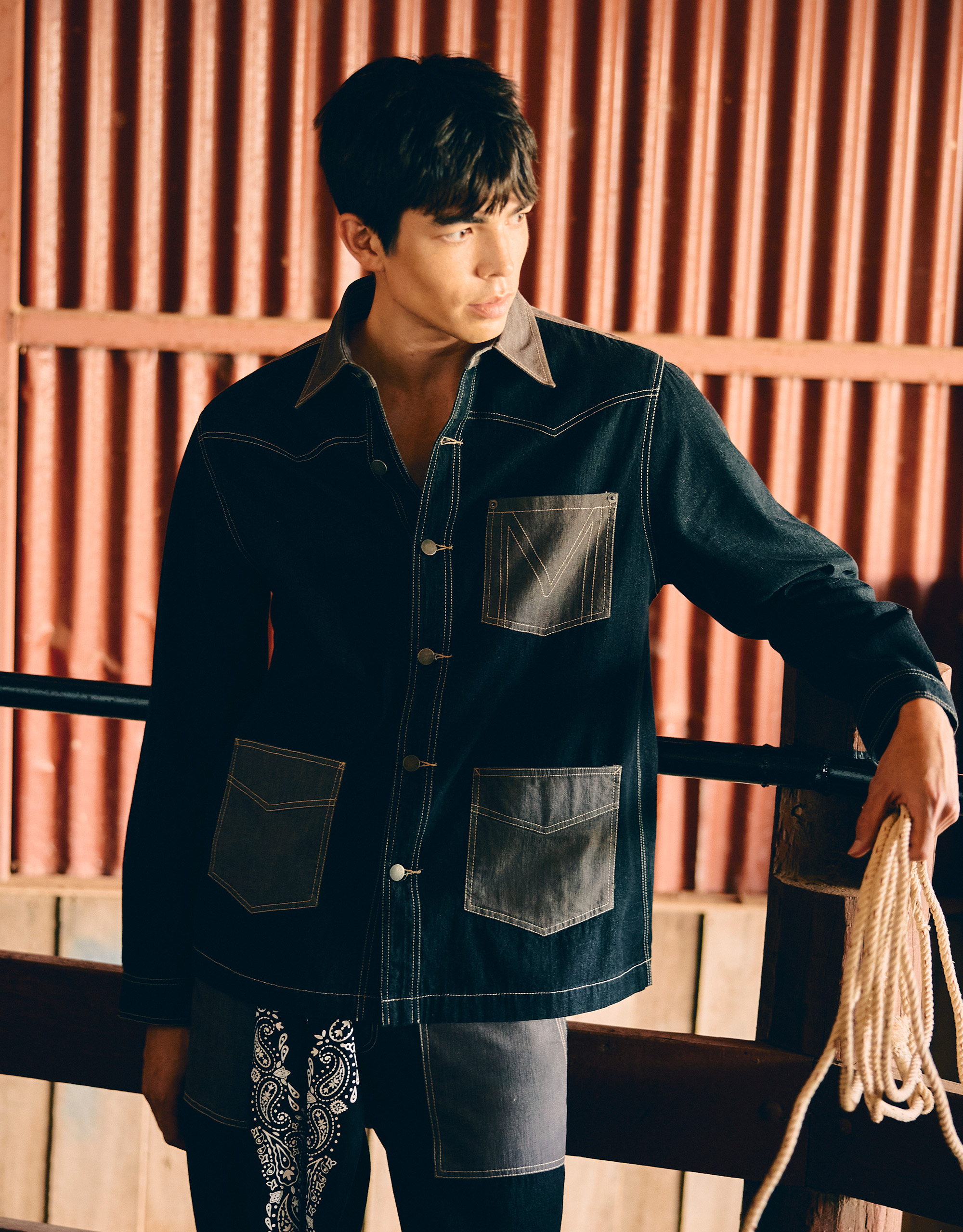 Two-tone Wild Patch Jacket - Image 6